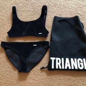 Triangl black velvet set